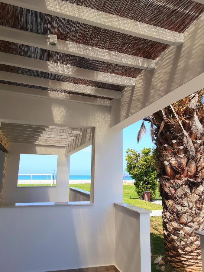 Hotel Golden Sun Néa Meságkala Bagian luar foto