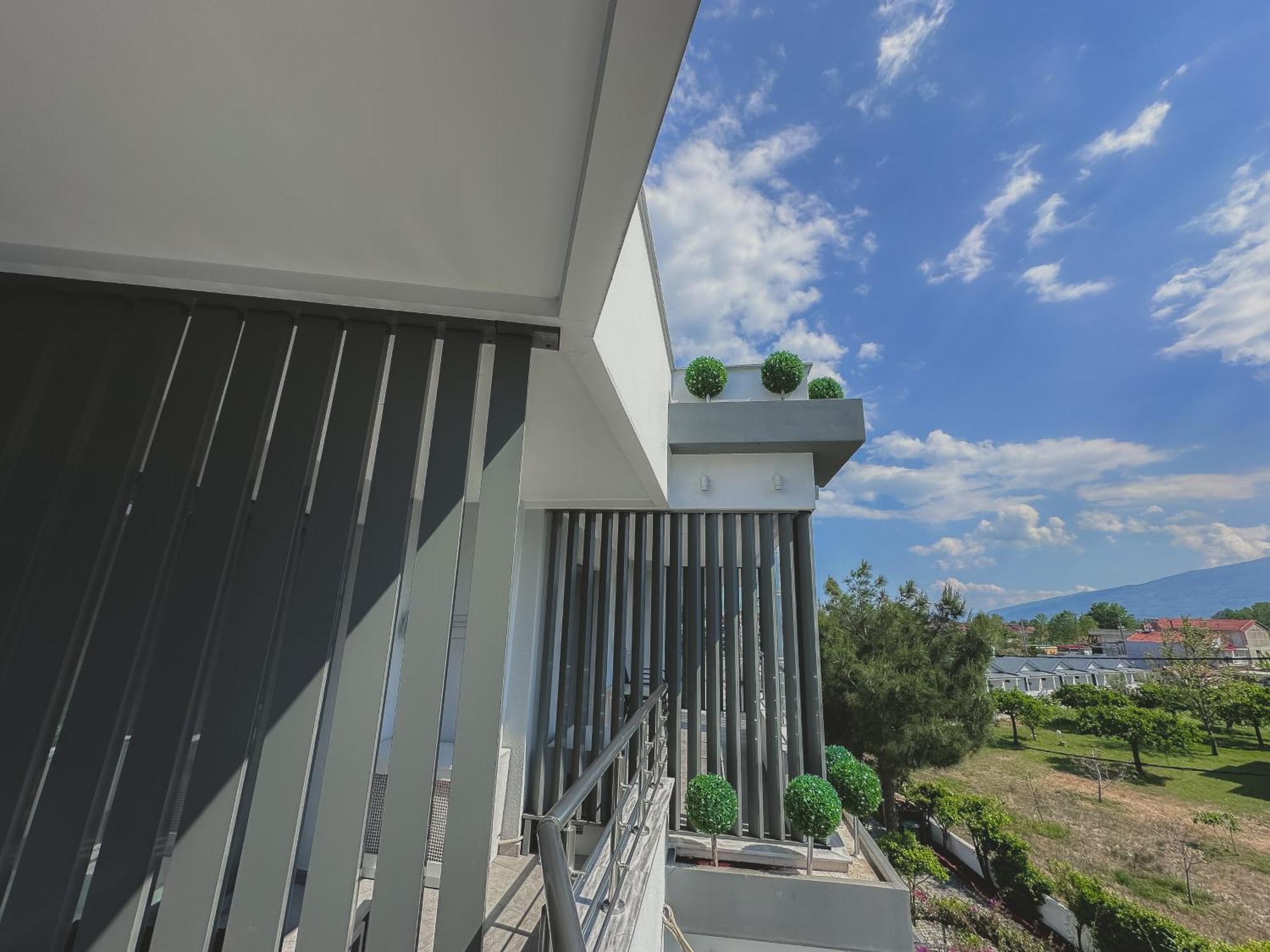 Hotel Golden Sun Néa Meságkala Bagian luar foto
